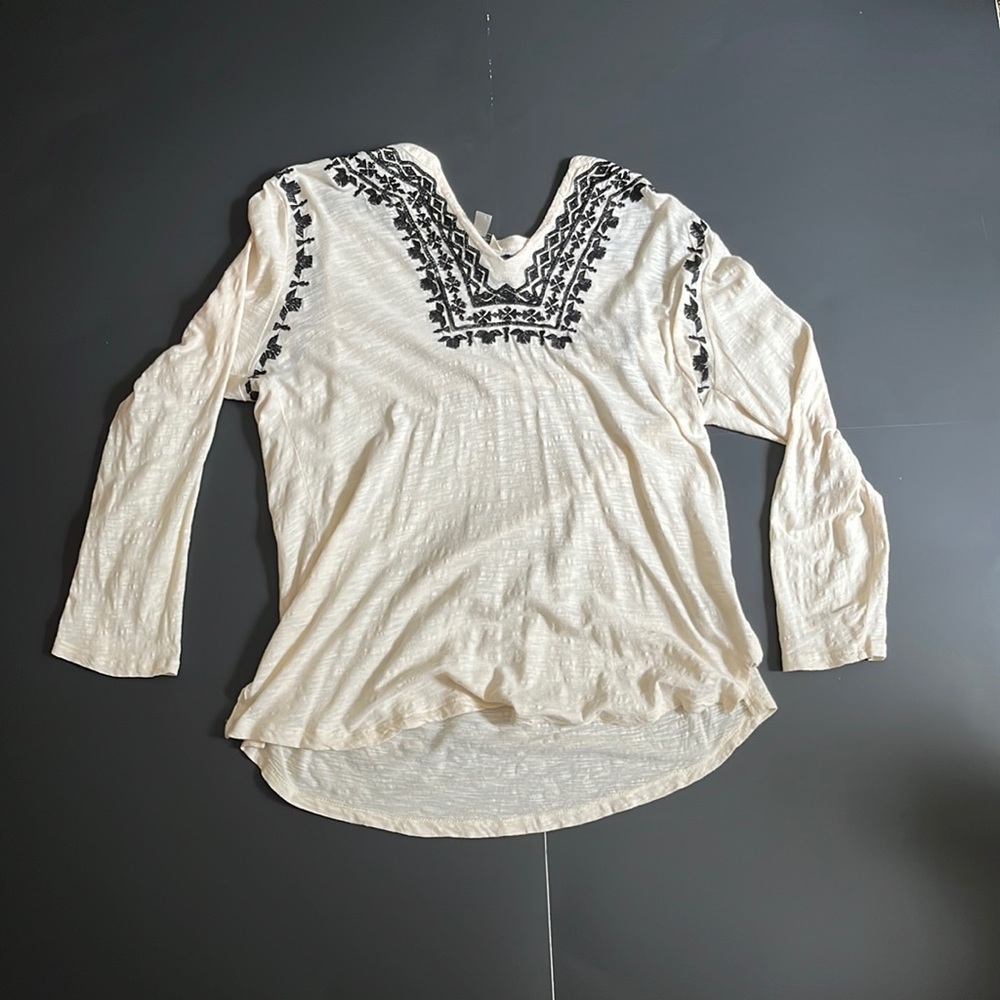 Large Lucky Brand White and Black Blouse